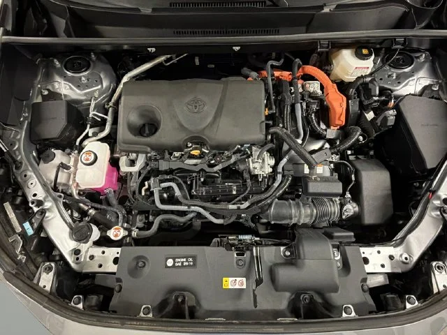 Certified Used 2025 Silver Toyota XLE image 40