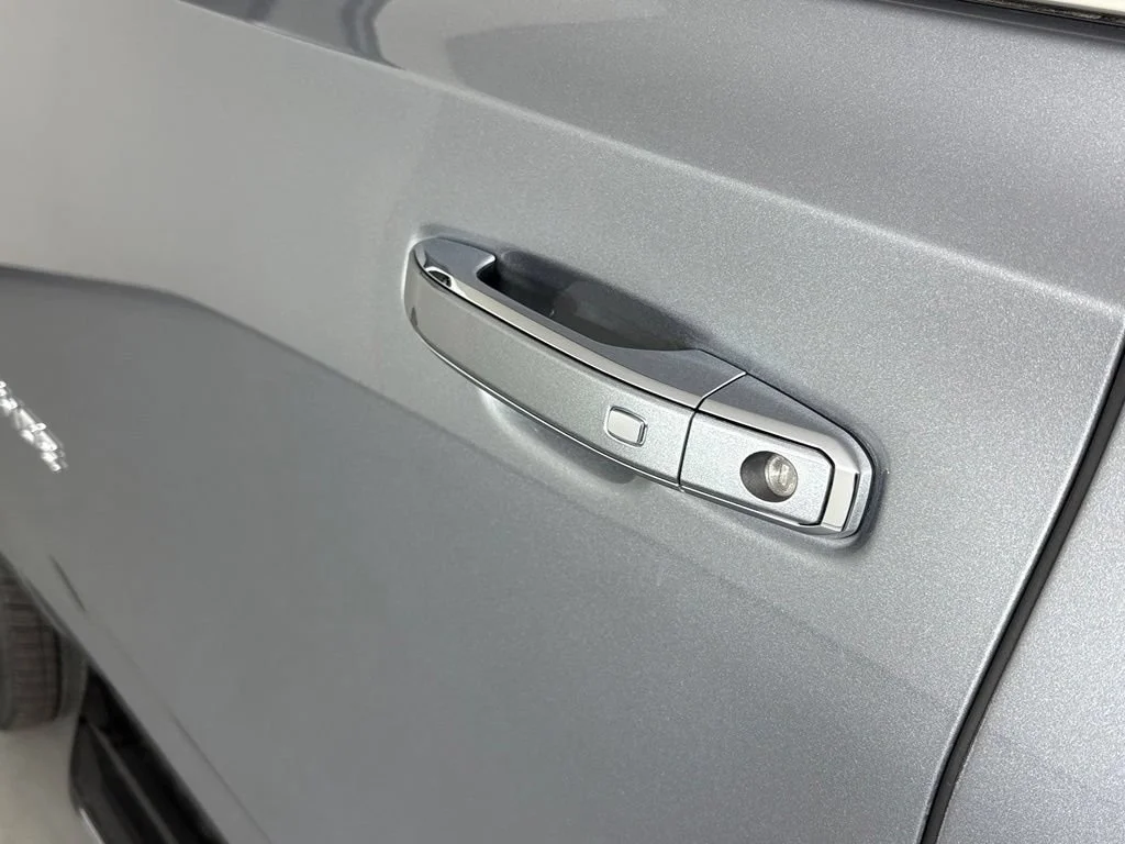 2026 Chevrolet Tahoe High Country - Photo 14