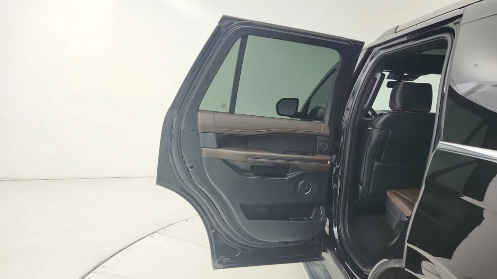 Used 2020 Black Ford King Ranch image 21