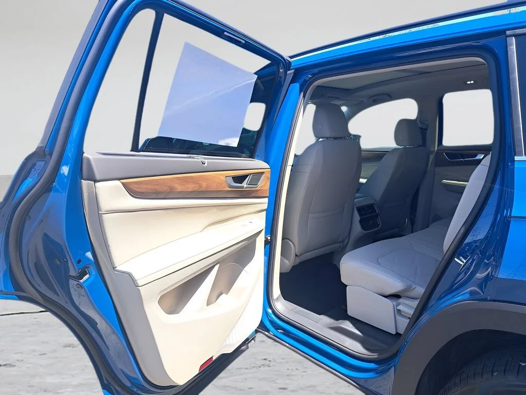New 2026 Blue Volkswagen SE w/Technology image 23
