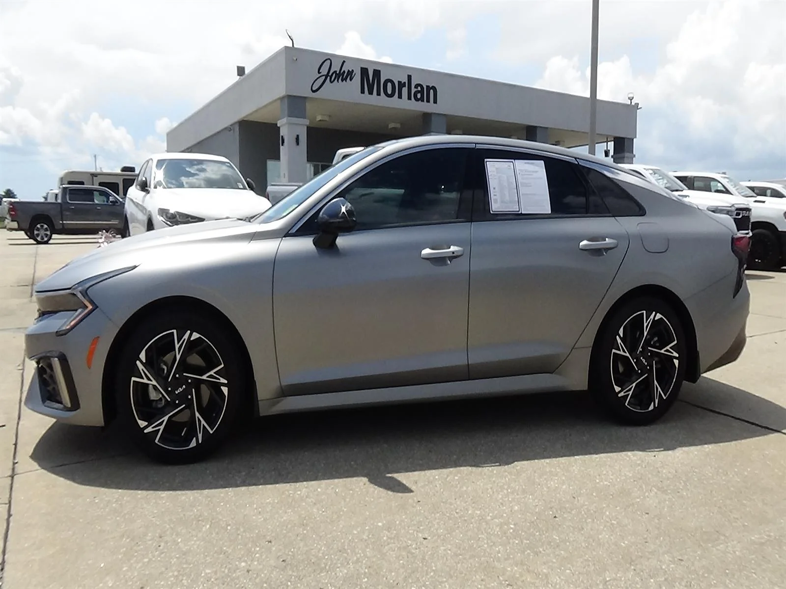 Used 2025 Steel Matte Gray (klm) Kia GT-Line image 1