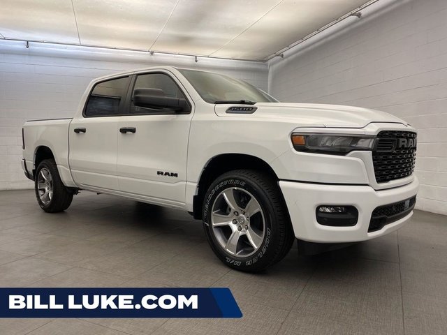 2026 RAM 1500 2026 RAM 1500  Crew Cab
