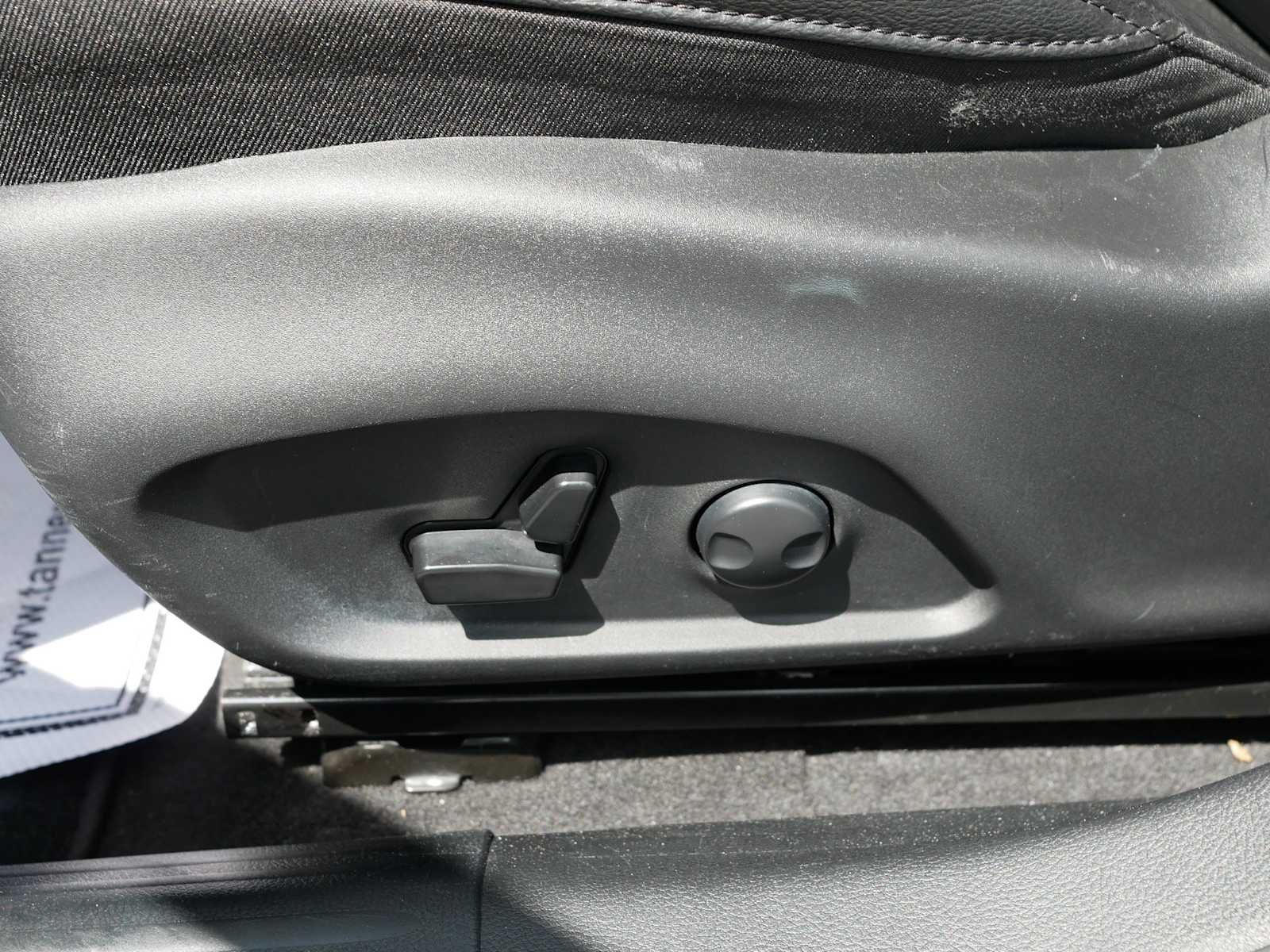 2024 Jeep Compass Limited - Photo 12
