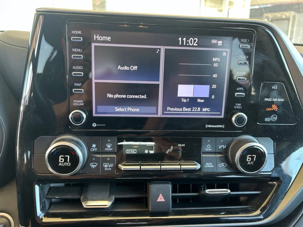Certified Used 2021 Celestial Silver Metallic Toyota L image 13