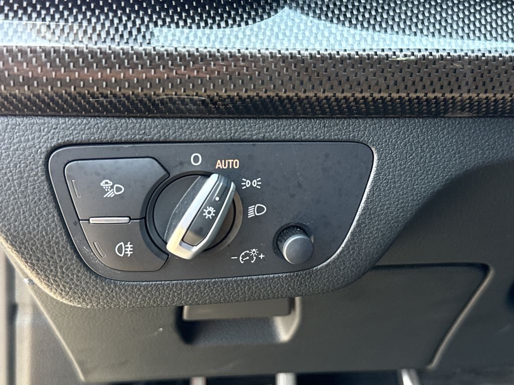 2022 Audi SQ5 Premium - Photo 20