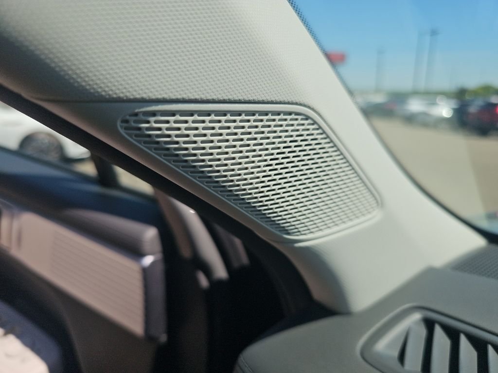 2025 Hyundai Santa Fe SE - Photo 23