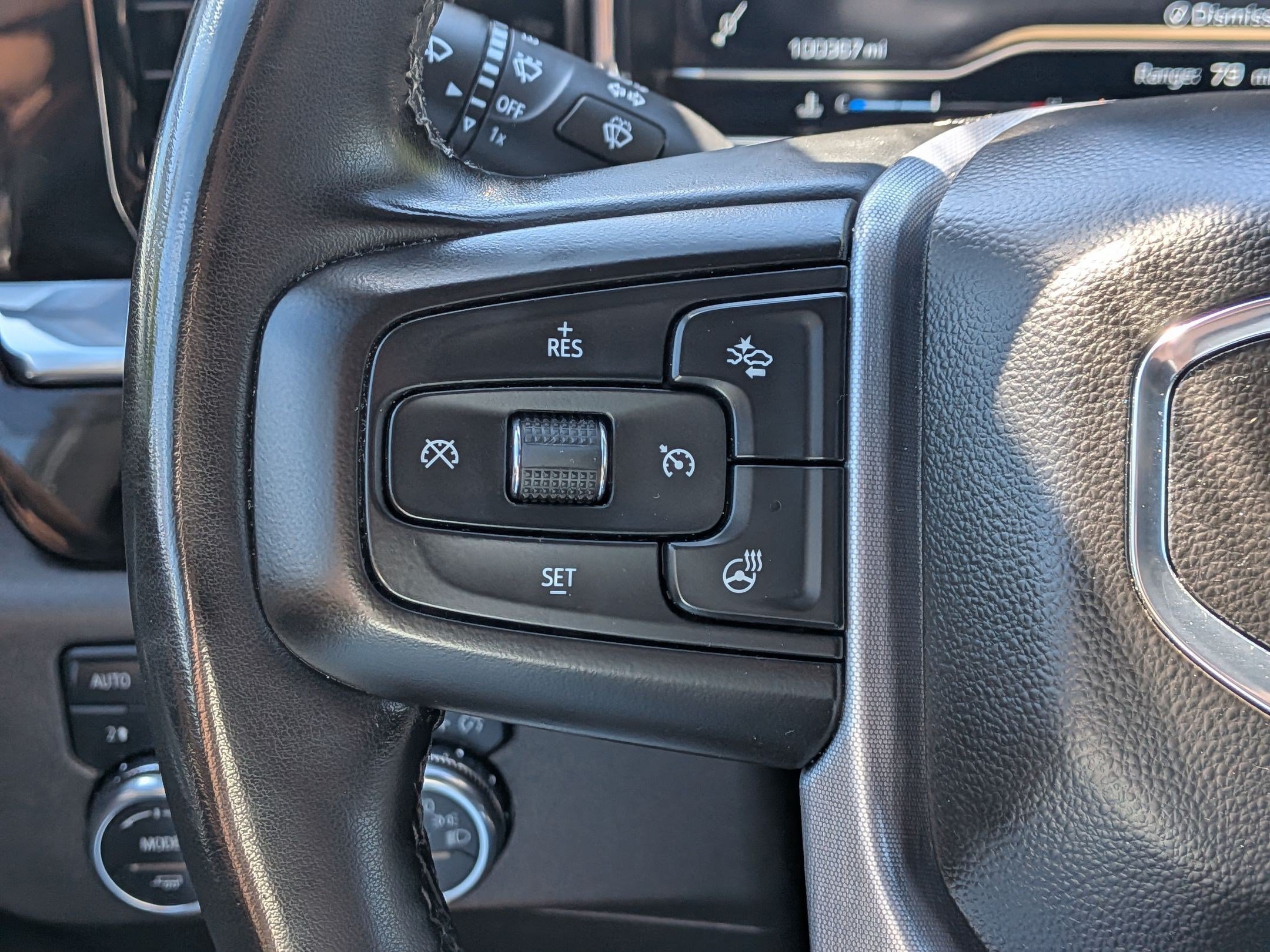 Certified Used 2023 SUMMIT WHITE GMC Elevation image 16