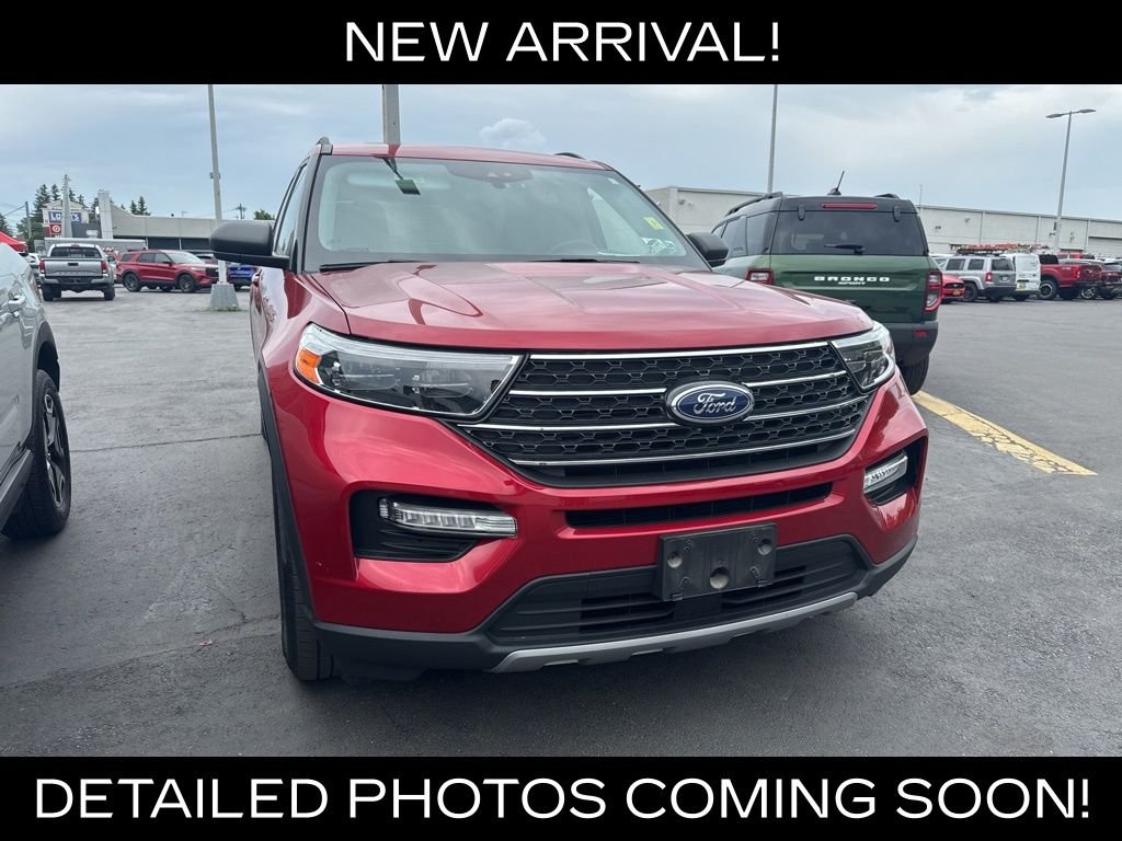 Used 2023 Red Ford XLT image 2