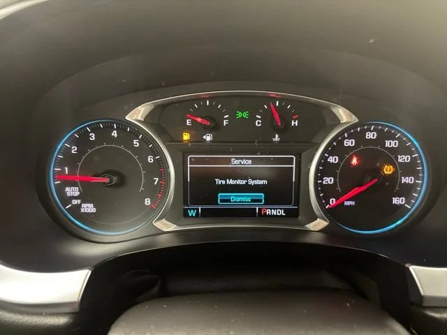 Used 2018 SUMMIT WHITE Chevrolet LT Cloth image 35