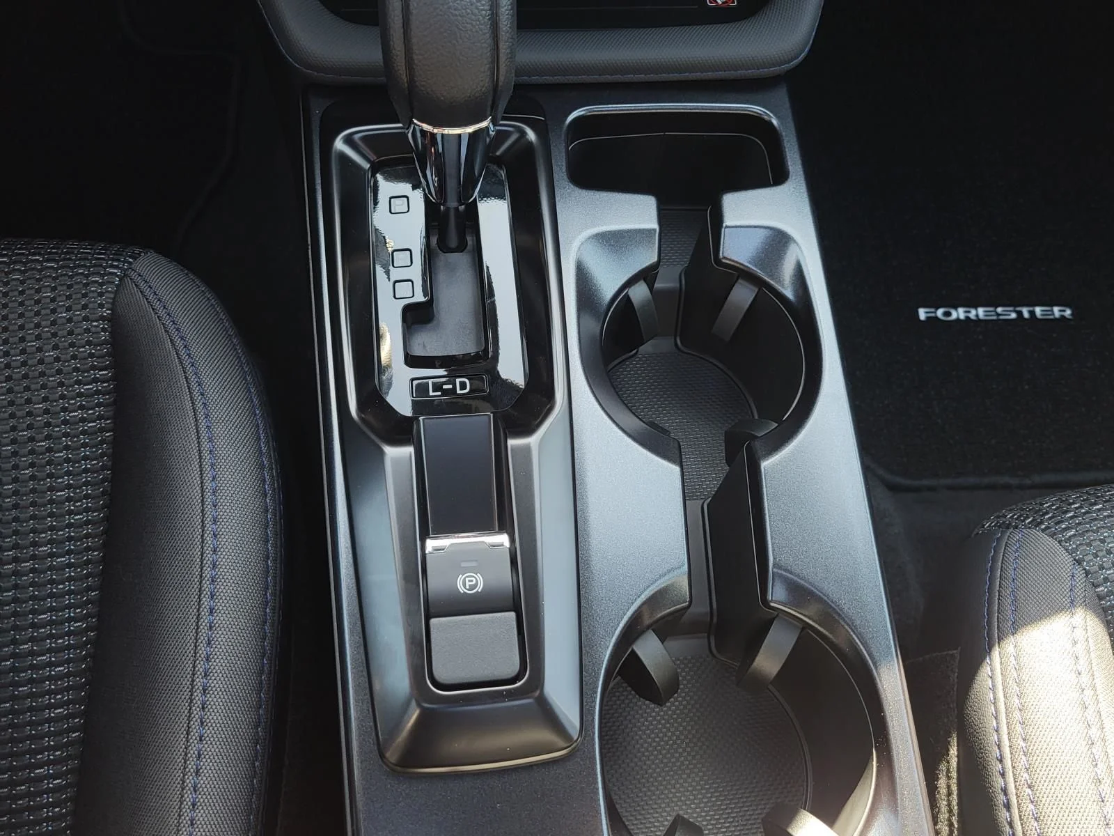 New 2026 RIVER ROCK PEARL Subaru Premium image 19