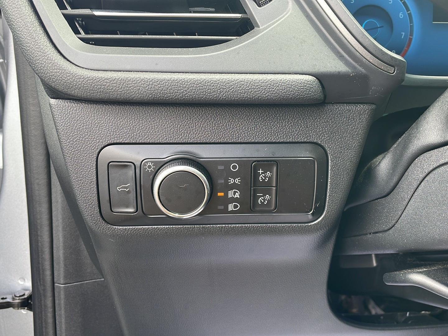 Used 2023 Iconic Silver Metallic Ford Active image 13