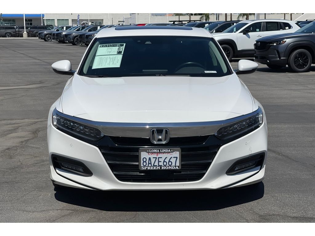Used 2018 Platinum White Pearl Honda Touring 1.5T image 9