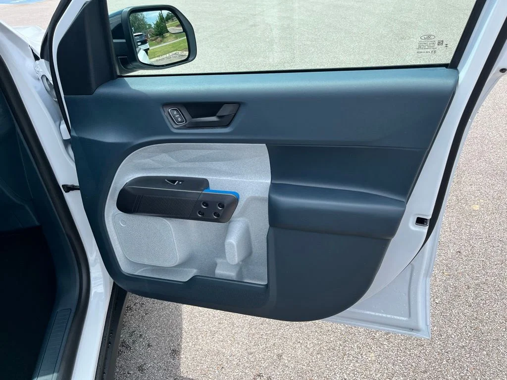 New 2026 White Ford XLT image 8