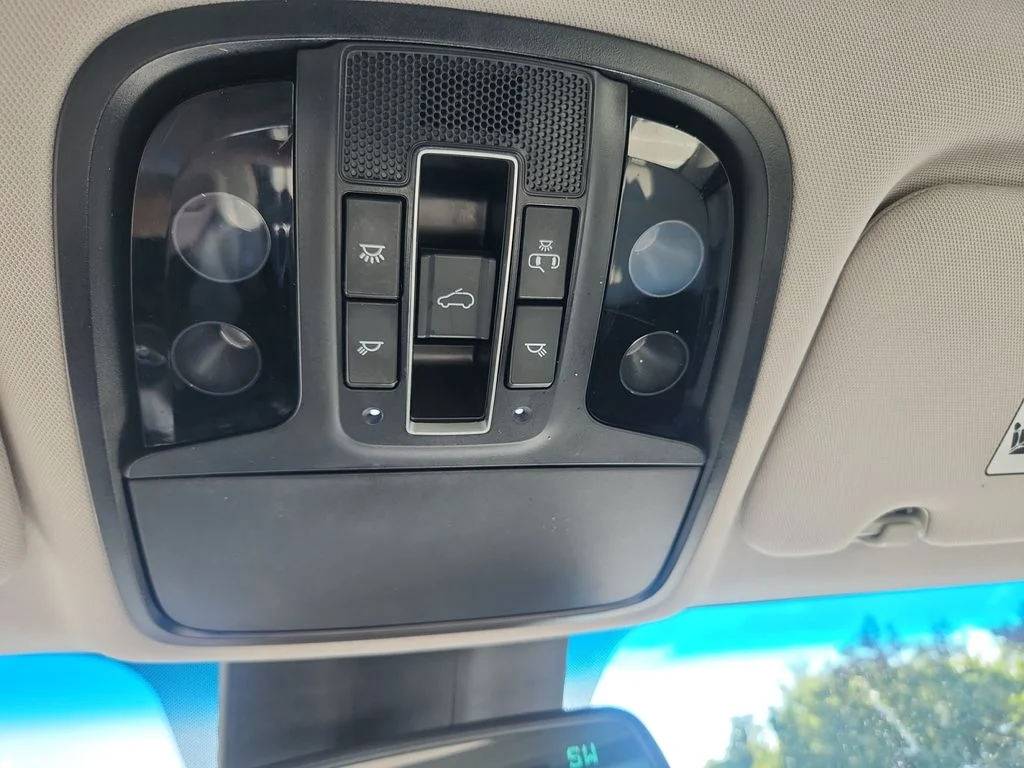 Used 2020 Purple Kia SX image 26