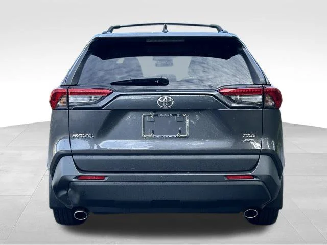 Used 2024 Gray Toyota XLE image 4