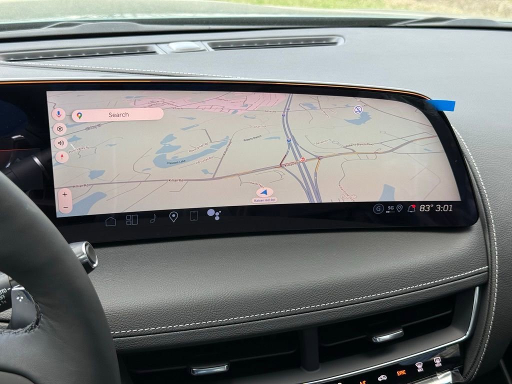 View vehicle photo 4