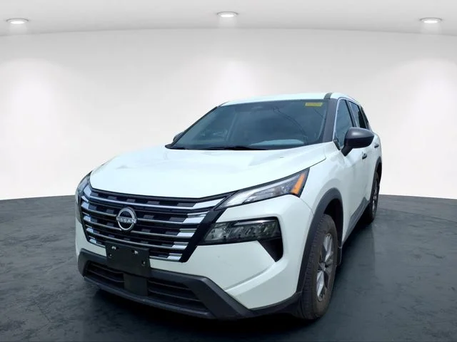 Used 2024 White Nissan S image 4