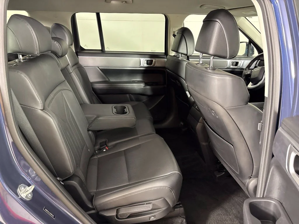 Used 2025 Blue Hyundai SEL image 21