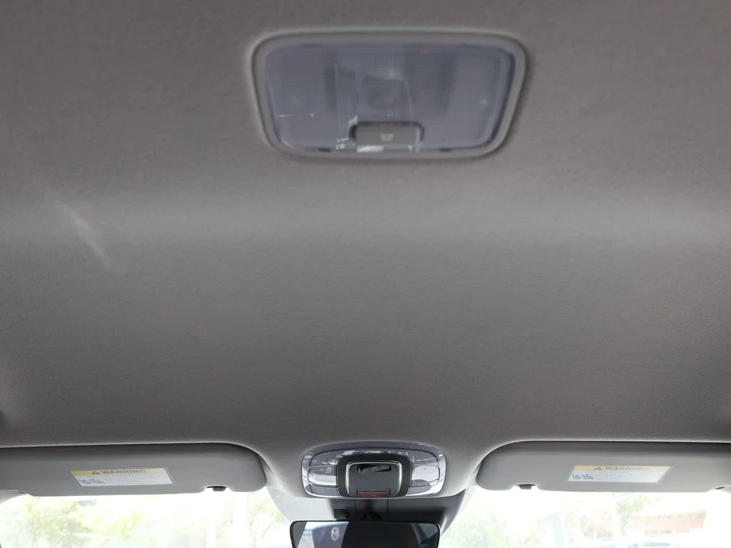 Used 2023 Black Hyundai SEL image 14
