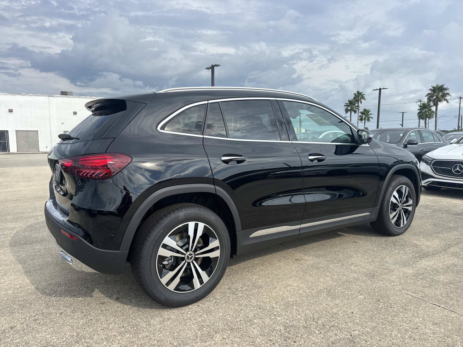 New 2026 Black Mercedes-Benz GLA 250 image 5