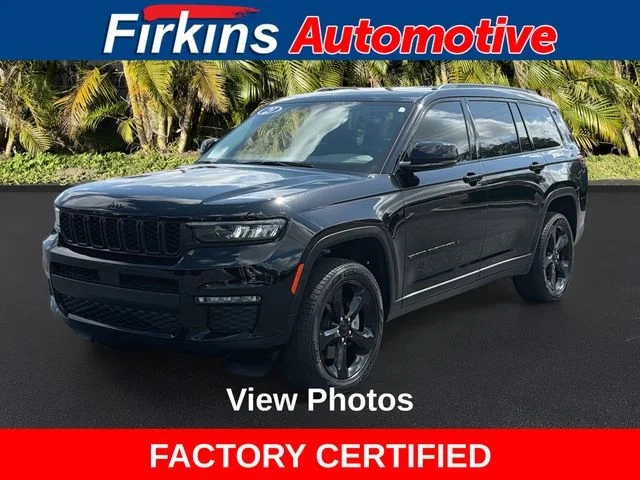 Used 2023 Black Jeep Limited image 1