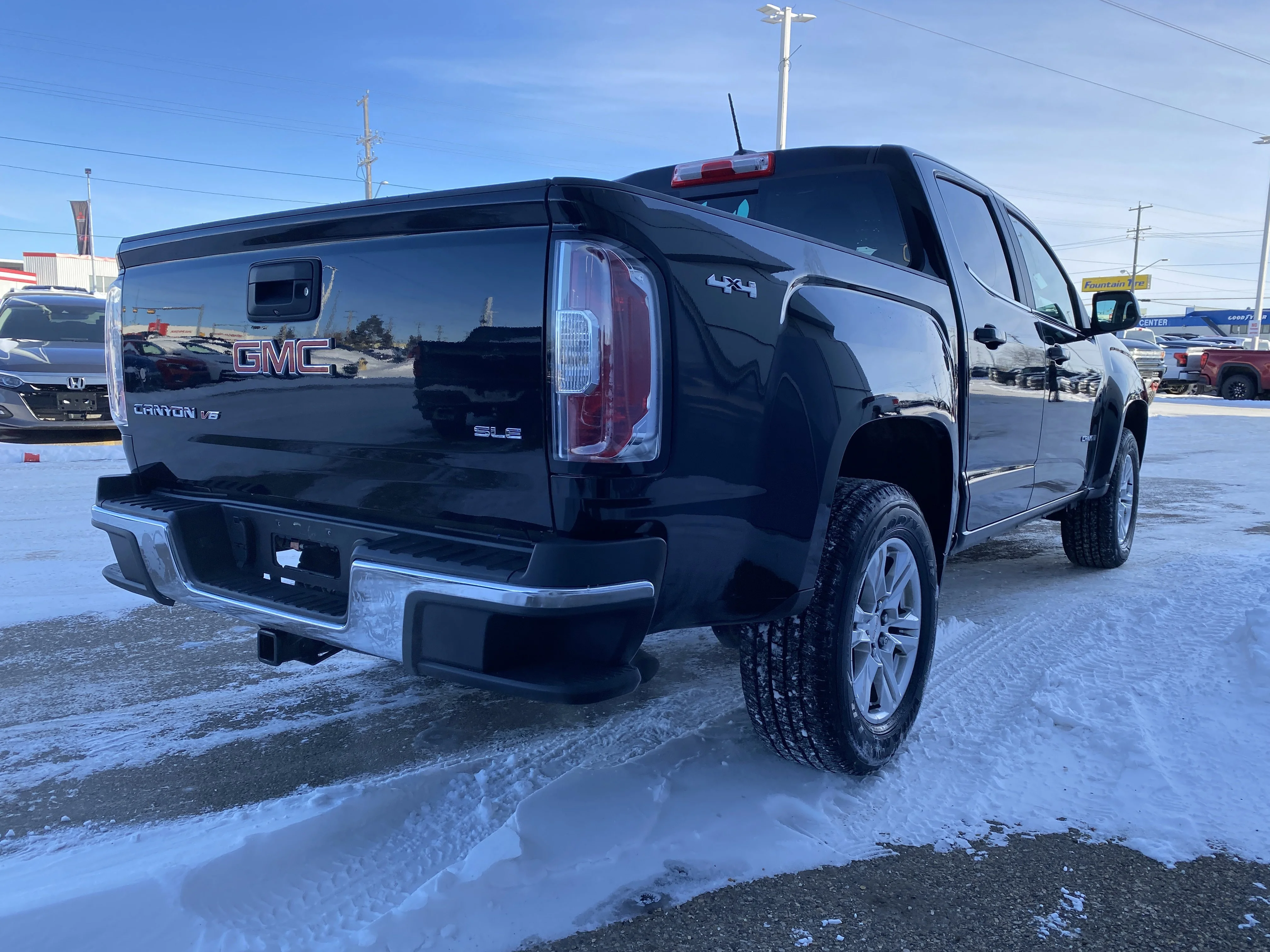 Certified Used 2020 Black GMC Crew Cab 4WD SLE image 5