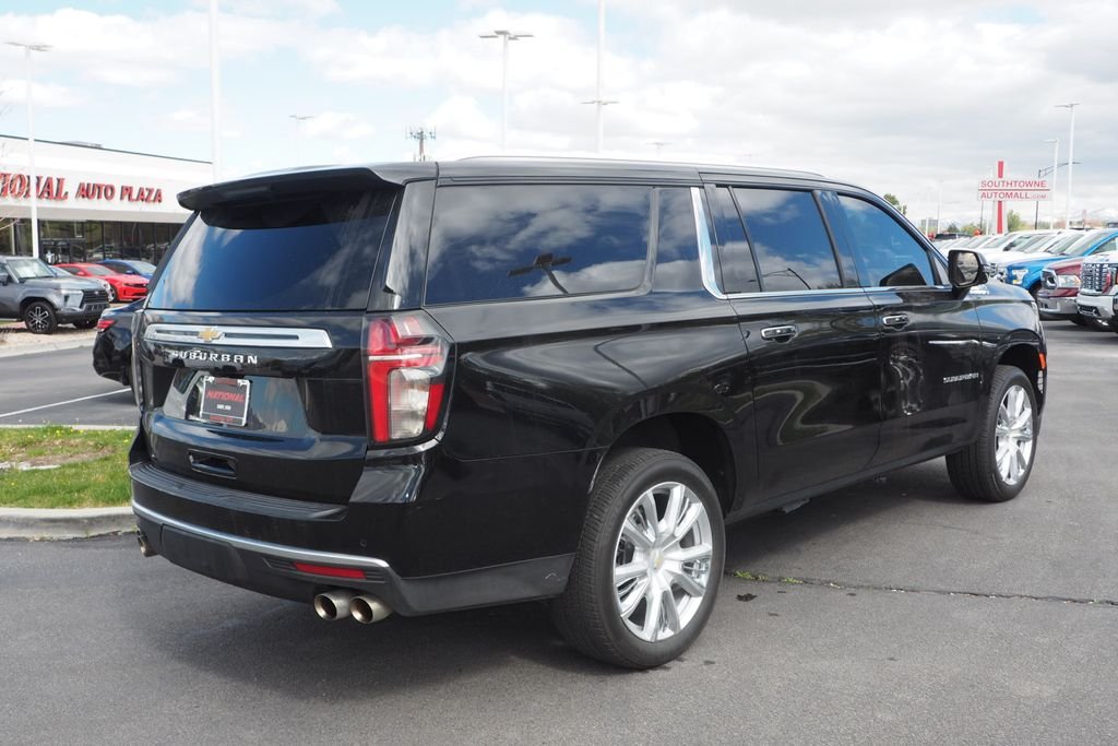 Used 2022 Black Chevrolet High Country image 7