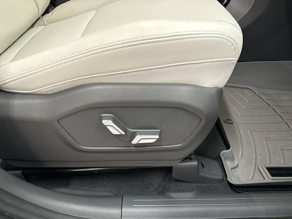2024 Hyundai Santa Fe Limited - Photo 19