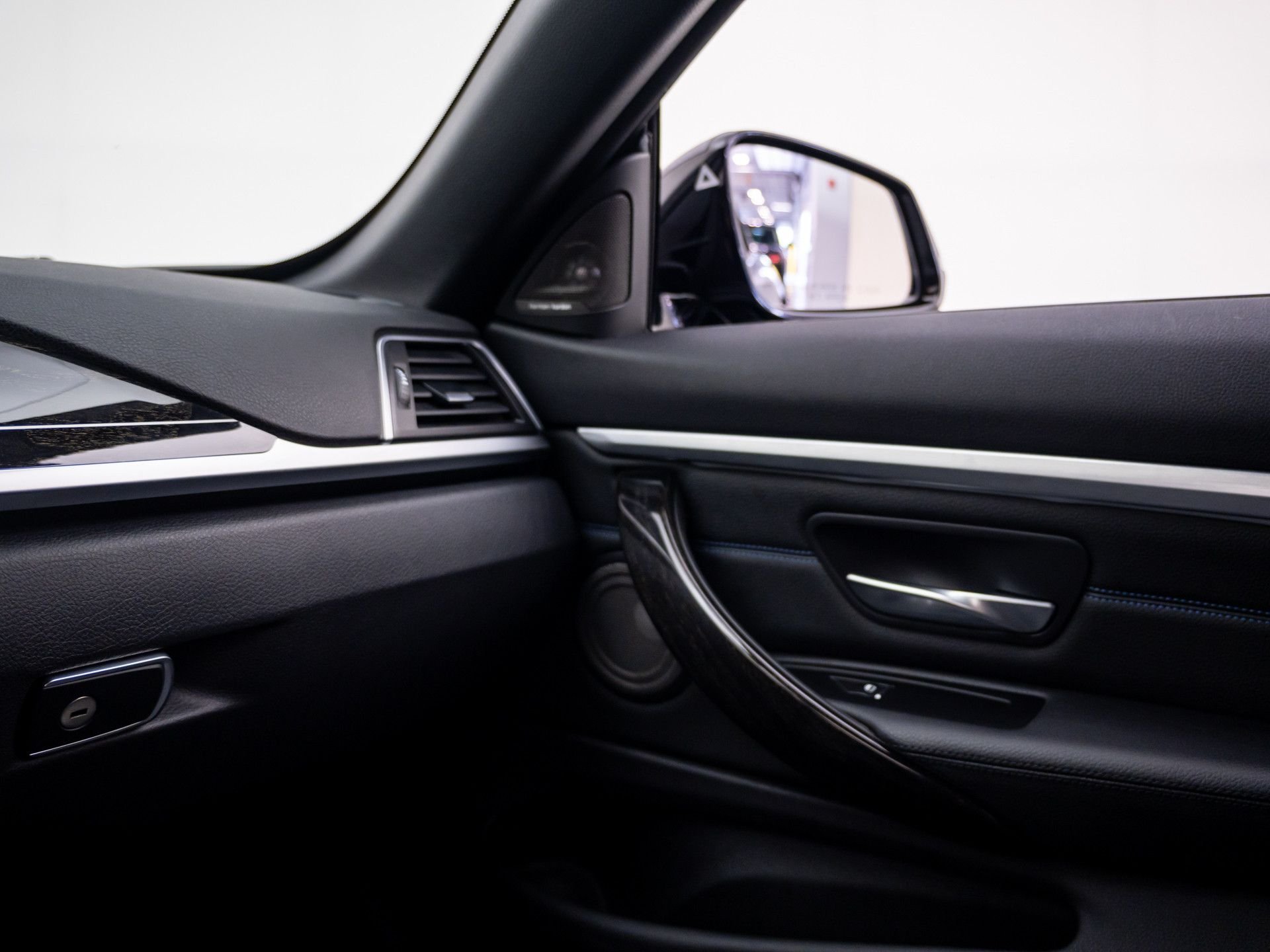 Used 2020 Black BMW 440i xDrive image 30
