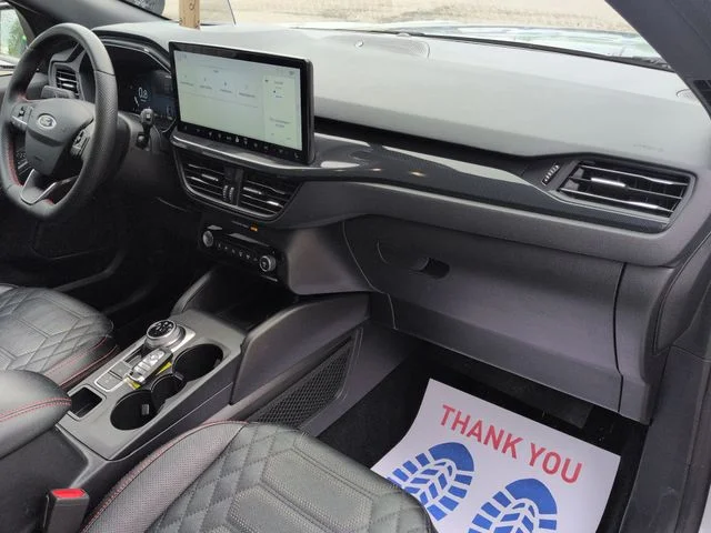 Used 2023 Silver Ford ST-Line Elite image 32