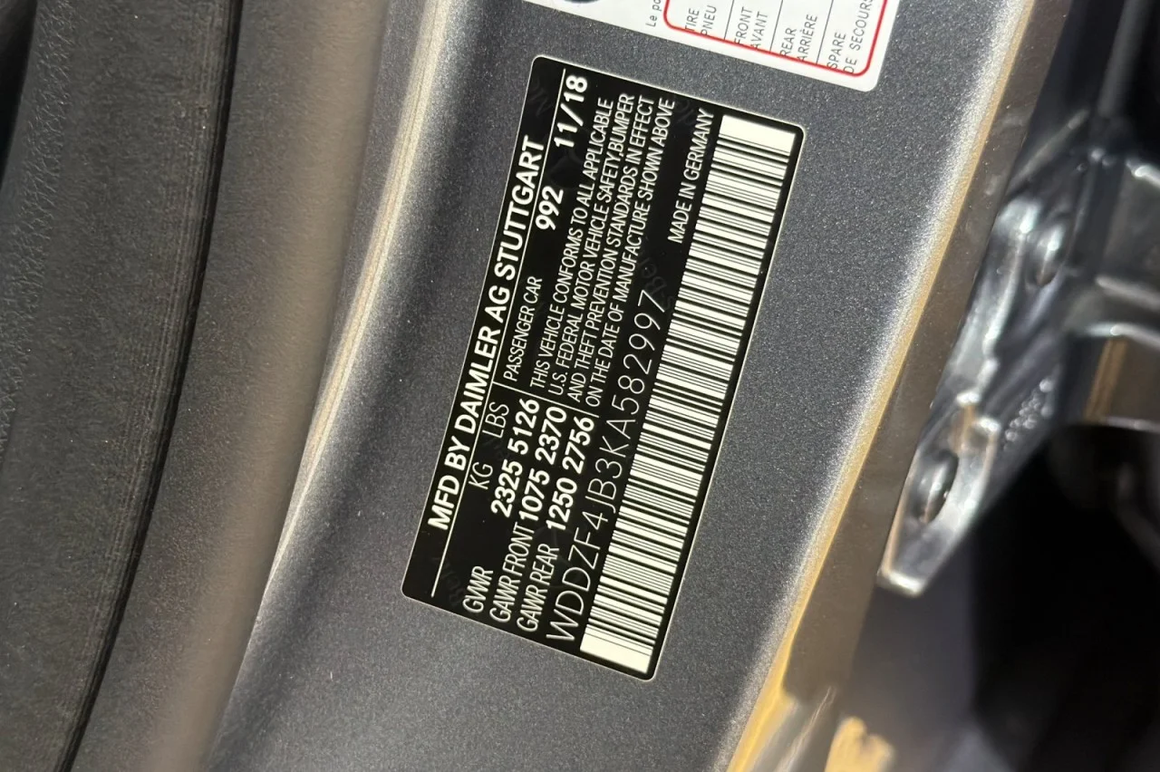 Used 2019 Selenite Grey Metallic Mercedes-Benz E 300 image 26