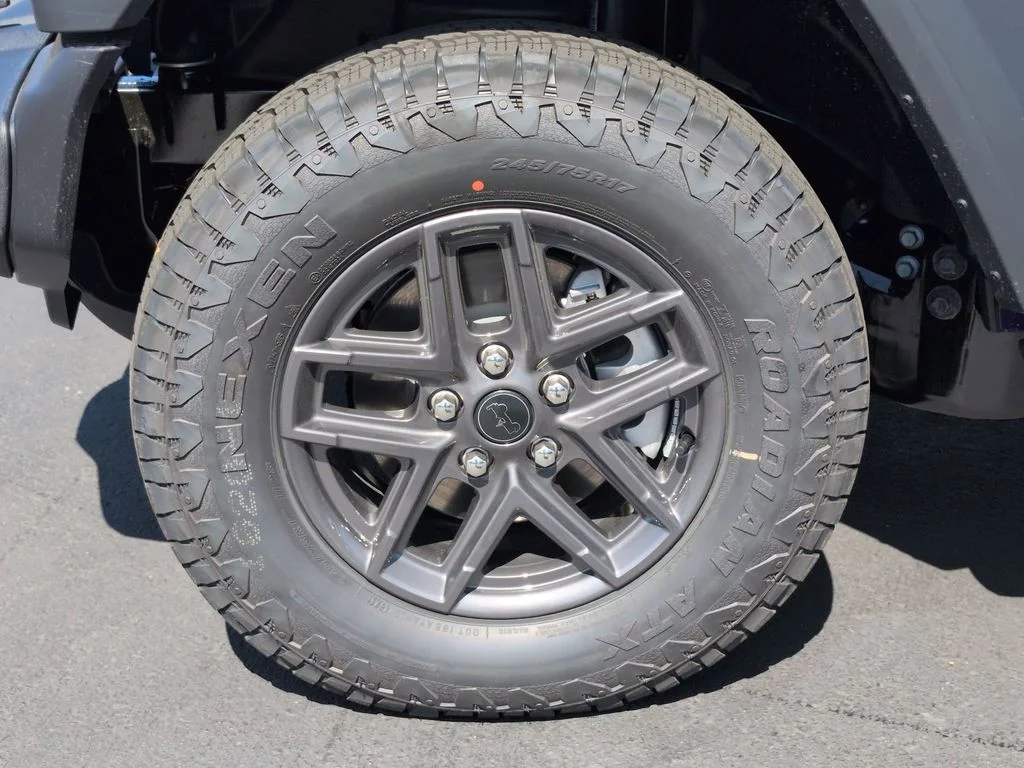 New 2026 Reign Exterior Paint Jeep Sport S image 9