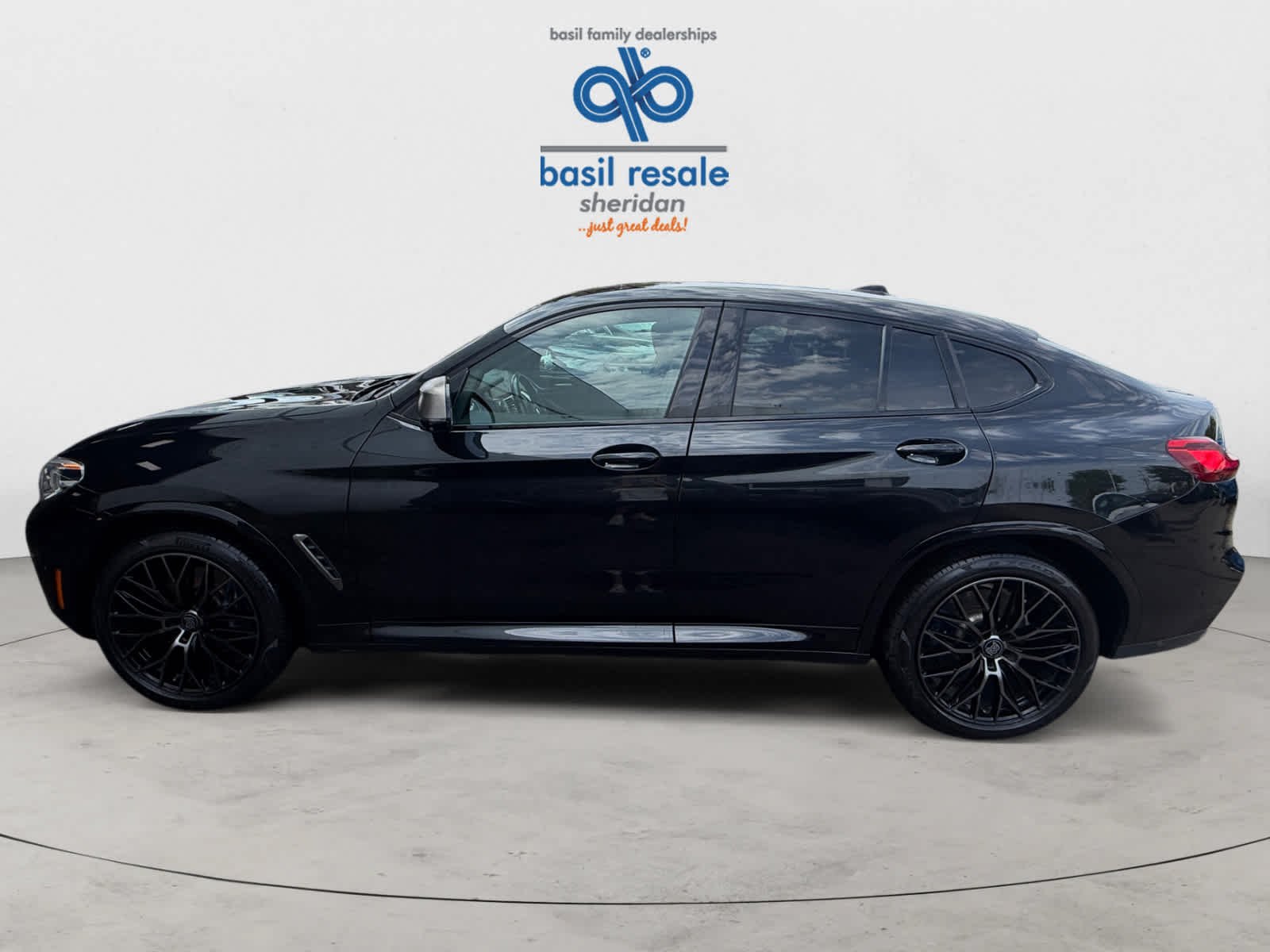 Used 2019 Black Sapphire Metallic BMW M40i image 3