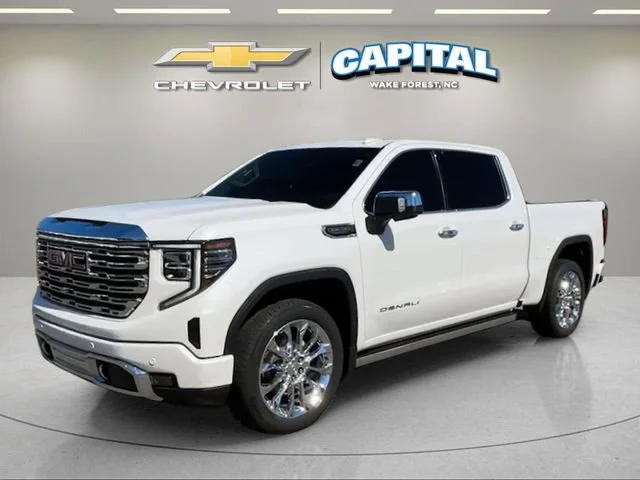 2023 GMC Sierra 4WD Crew Cab Short Box Denali's photo