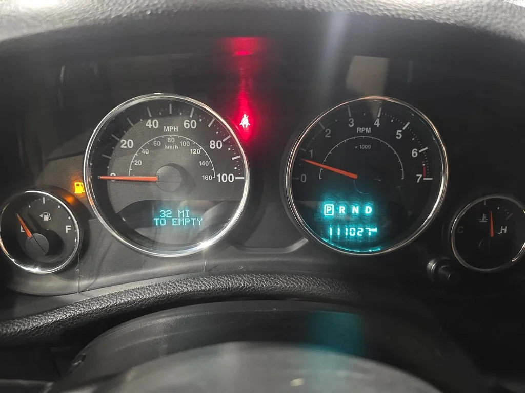 Used 2015 Red Jeep Sahara image 55