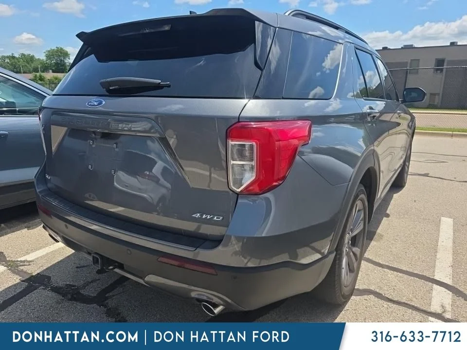 Used 2023 Carbonized Gray Metallic Ford XLT image 5