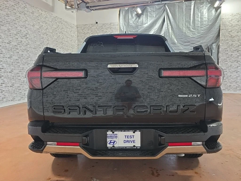 New 2026 Phantom Black Hyundai Limited image 5