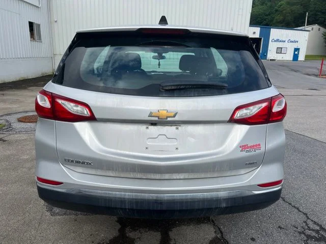 Used 2018 Silver Ice Metallic Chevrolet LS image 7