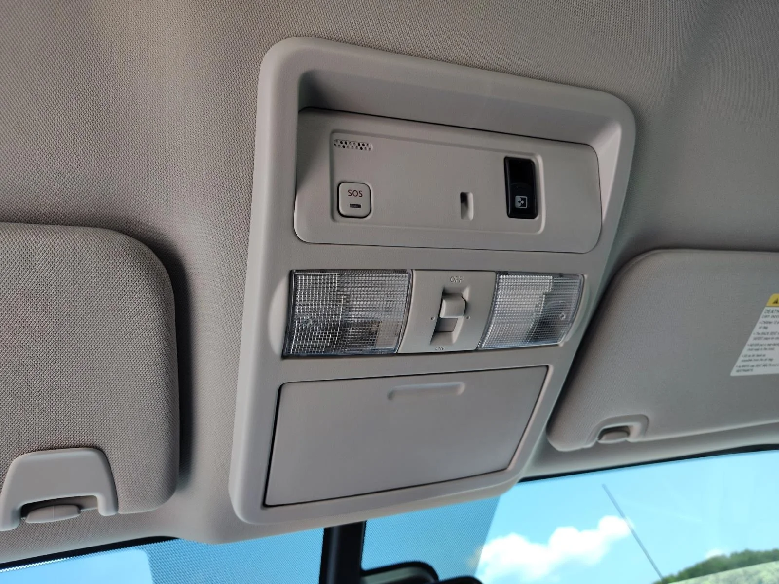 Used 2017 Gray Nissan SL image 26