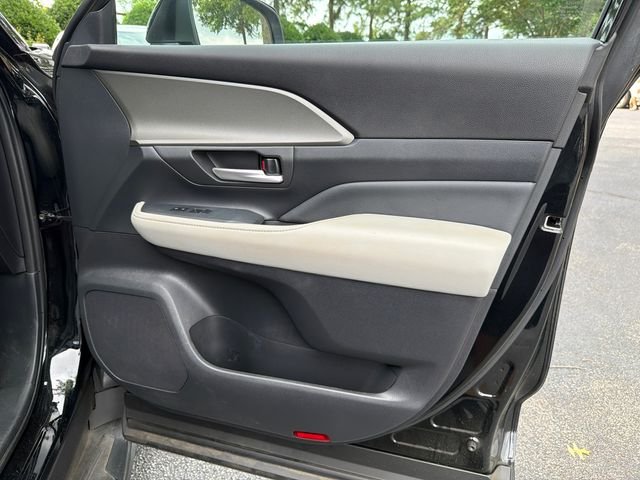 Used 2025 Black Toyota XLE image 14