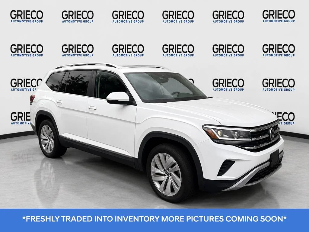 Used 2021 White Volkswagen SEL image 1