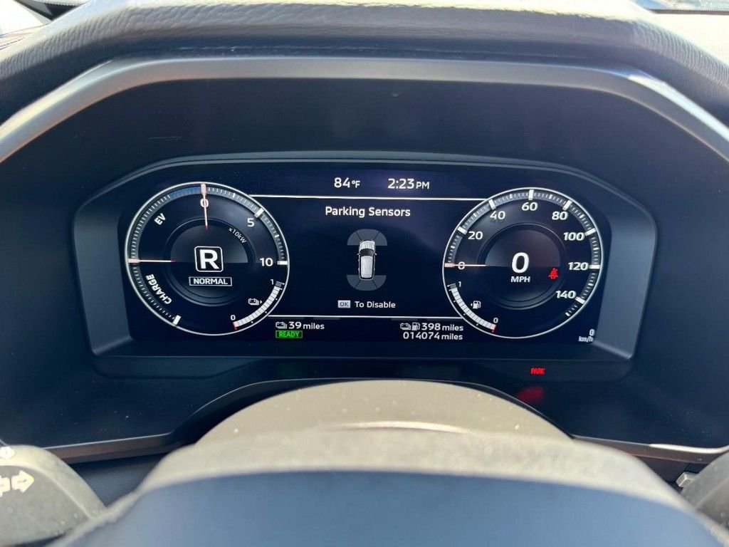 Used 2024  Mitsubishi  image 23