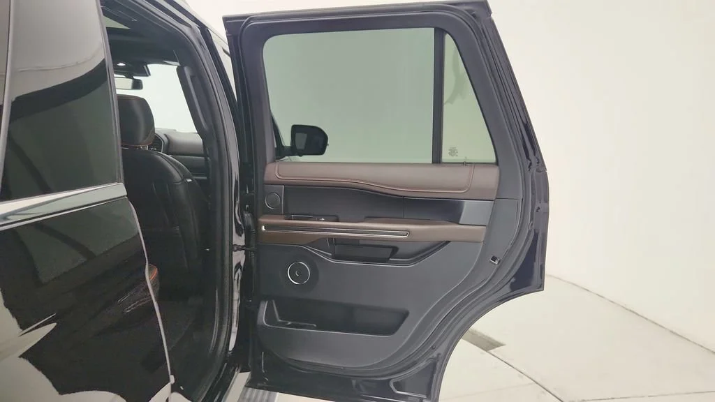 Used 2020 Black Ford King Ranch image 26