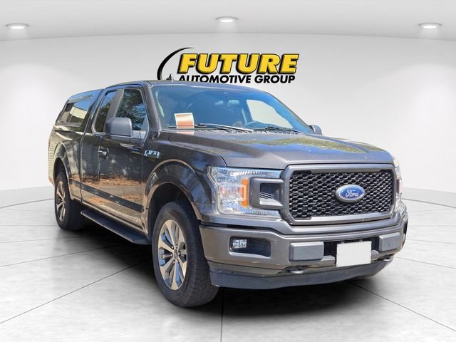 Used 2020 Gray Ford XL image 1