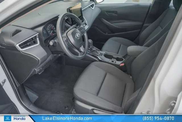 Used 2025 Ice Toyota LE image 14