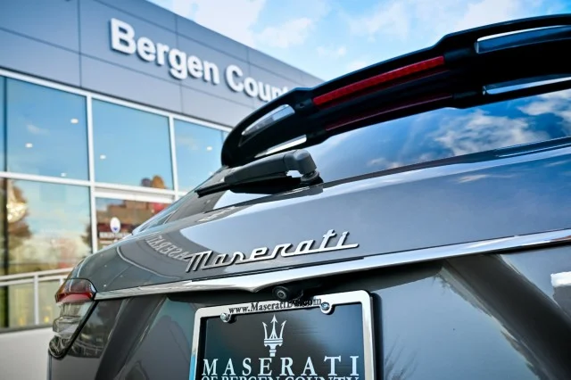Used 2022 GRAY Maserati Modena image 54