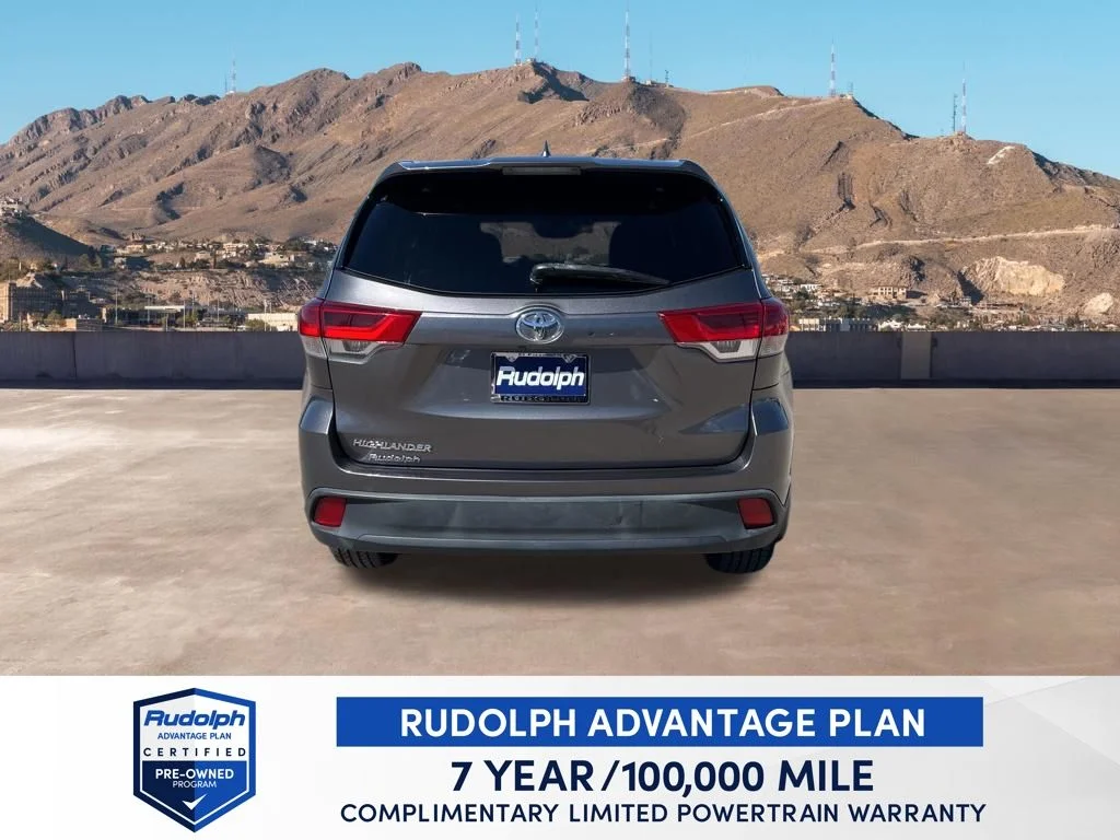 Used 2019 Gray Toyota XLE image 5
