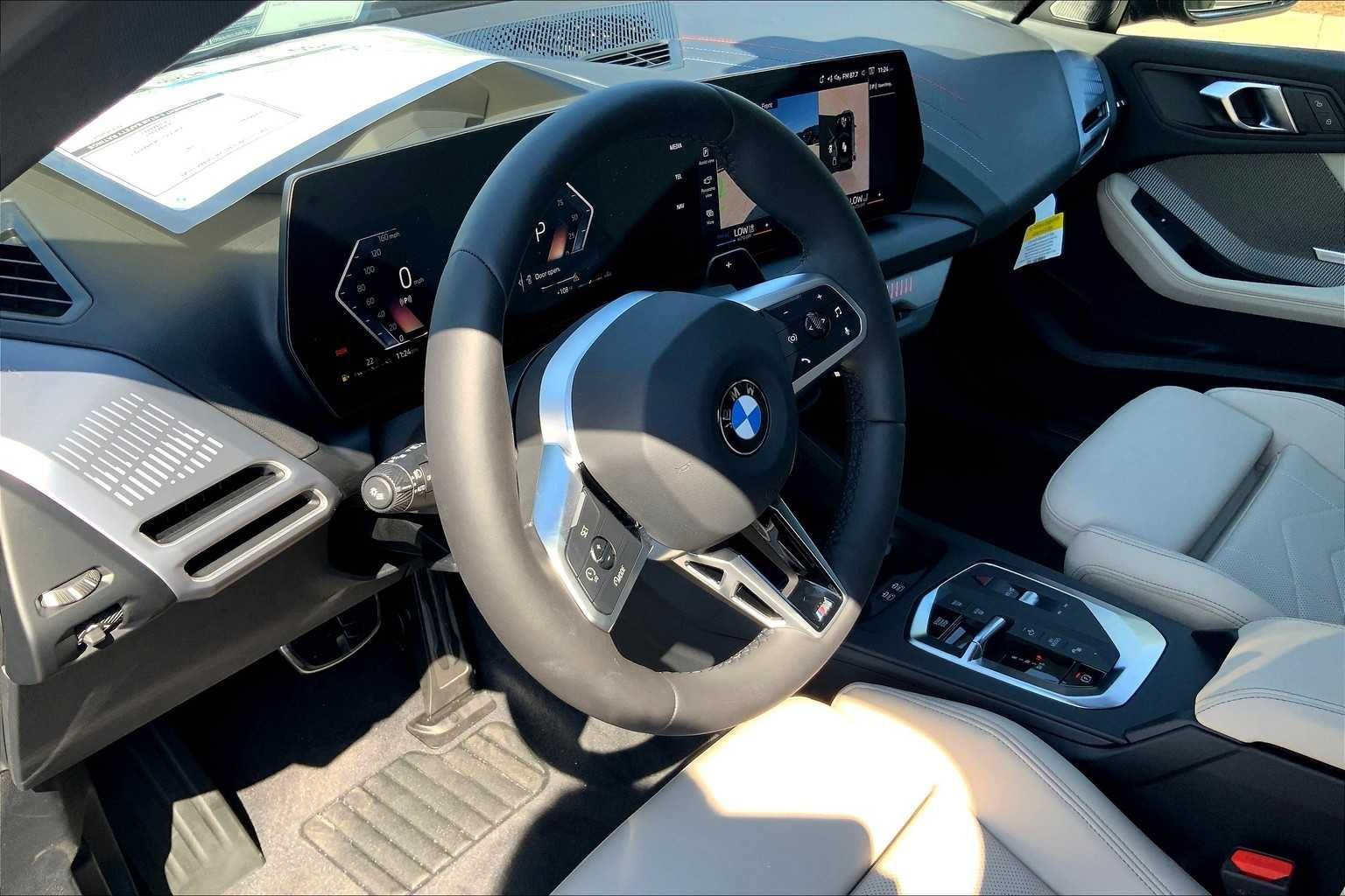 2025 BMW 2 Series 228 - Photo 9