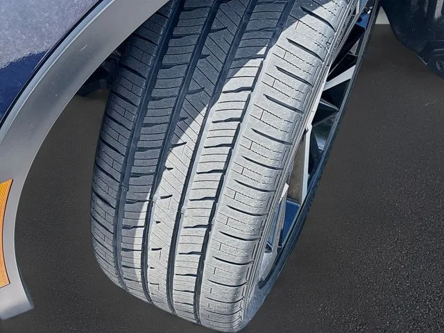 Used 2022 Blue Mitsubishi SEL image 35