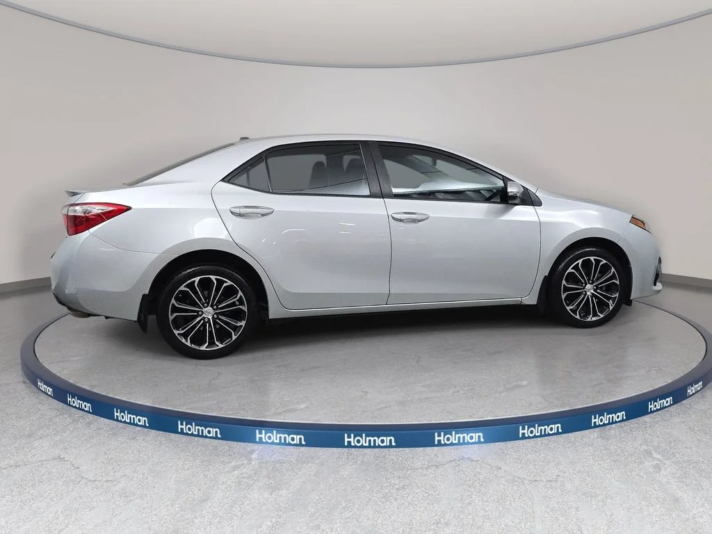 Used 2014 Classic Silver Metallic Toyota S Premium image 5